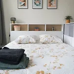 Bloom Living - T1 Standing - Hyper Centre