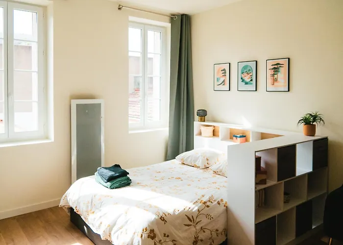 Bloom Living - T1 Standing - Hyper Centre 아파트 *